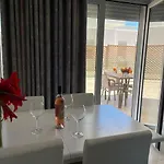Luxury Sea View *