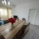 아파트 Luxury Sea View Sarandë