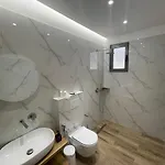 Luxury Sea View 아파트 Sarandë