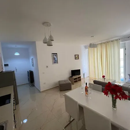 公寓 Luxury Sea View Sarandë