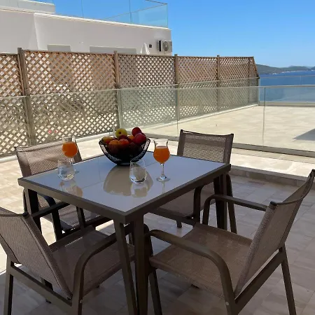 Luxury Sea View Apartment