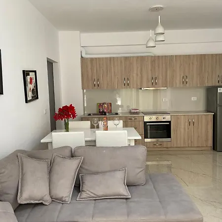 Luxury Sea View Apartment *