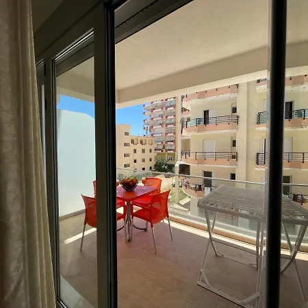 Luxury Sea View Apartment *