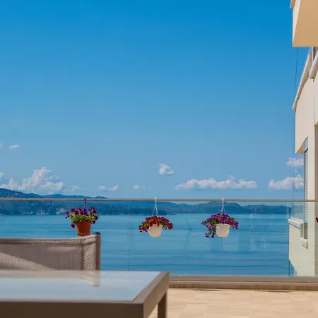Apartment Luxury Sea View Sarande