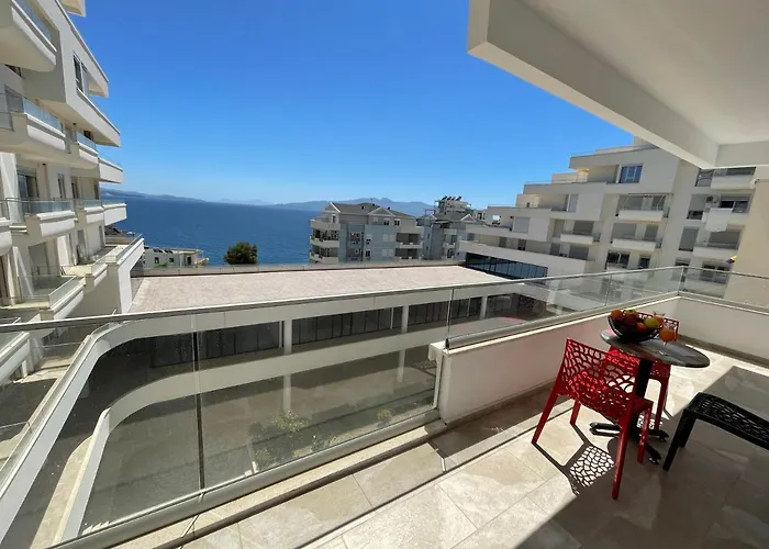 Luxury Sea View Apartment Sarandë